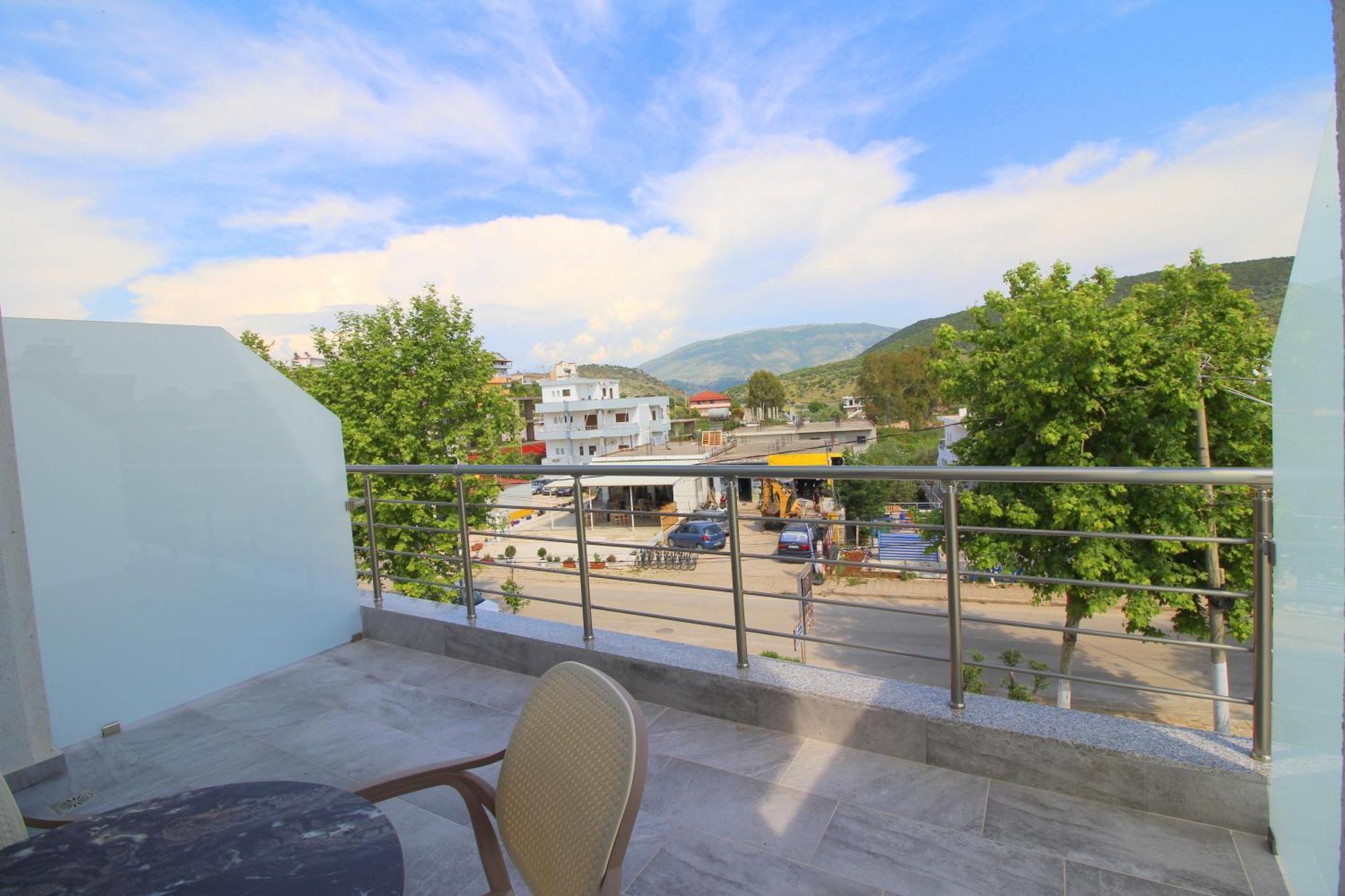 Moonshine Hotel Ksamil Exterior photo