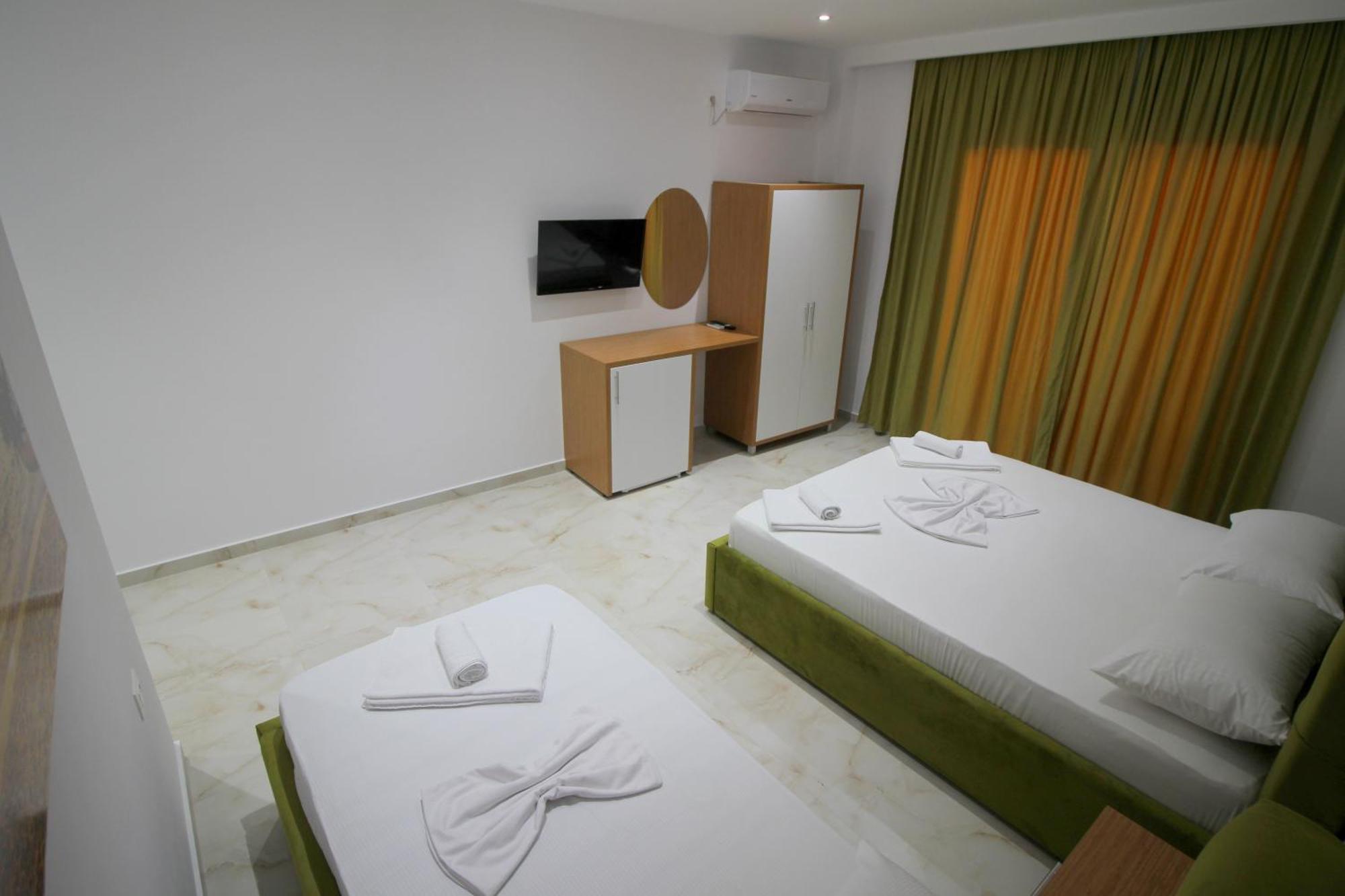 Moonshine Hotel Ksamil Exterior photo