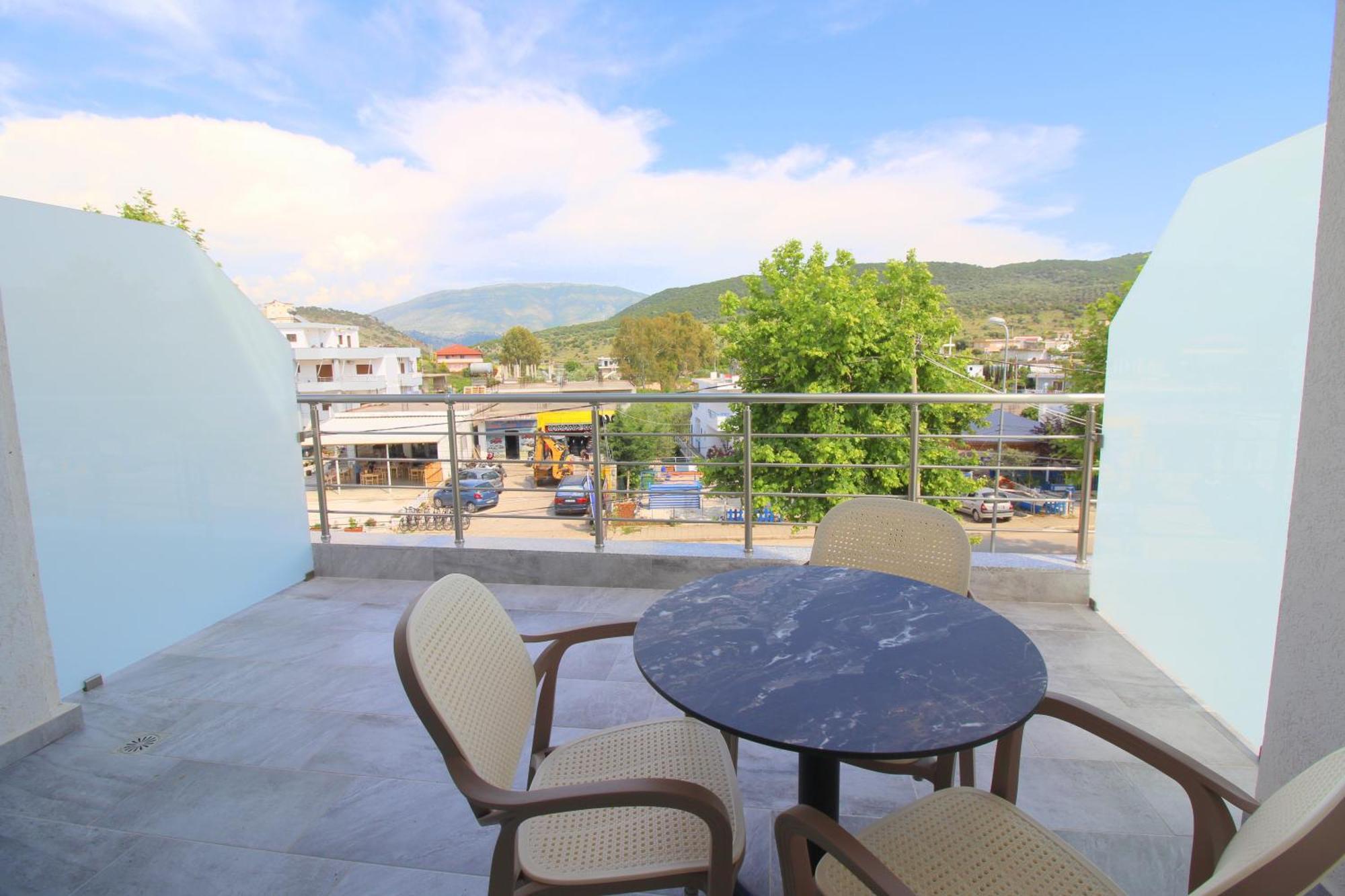 Moonshine Hotel Ksamil Exterior photo