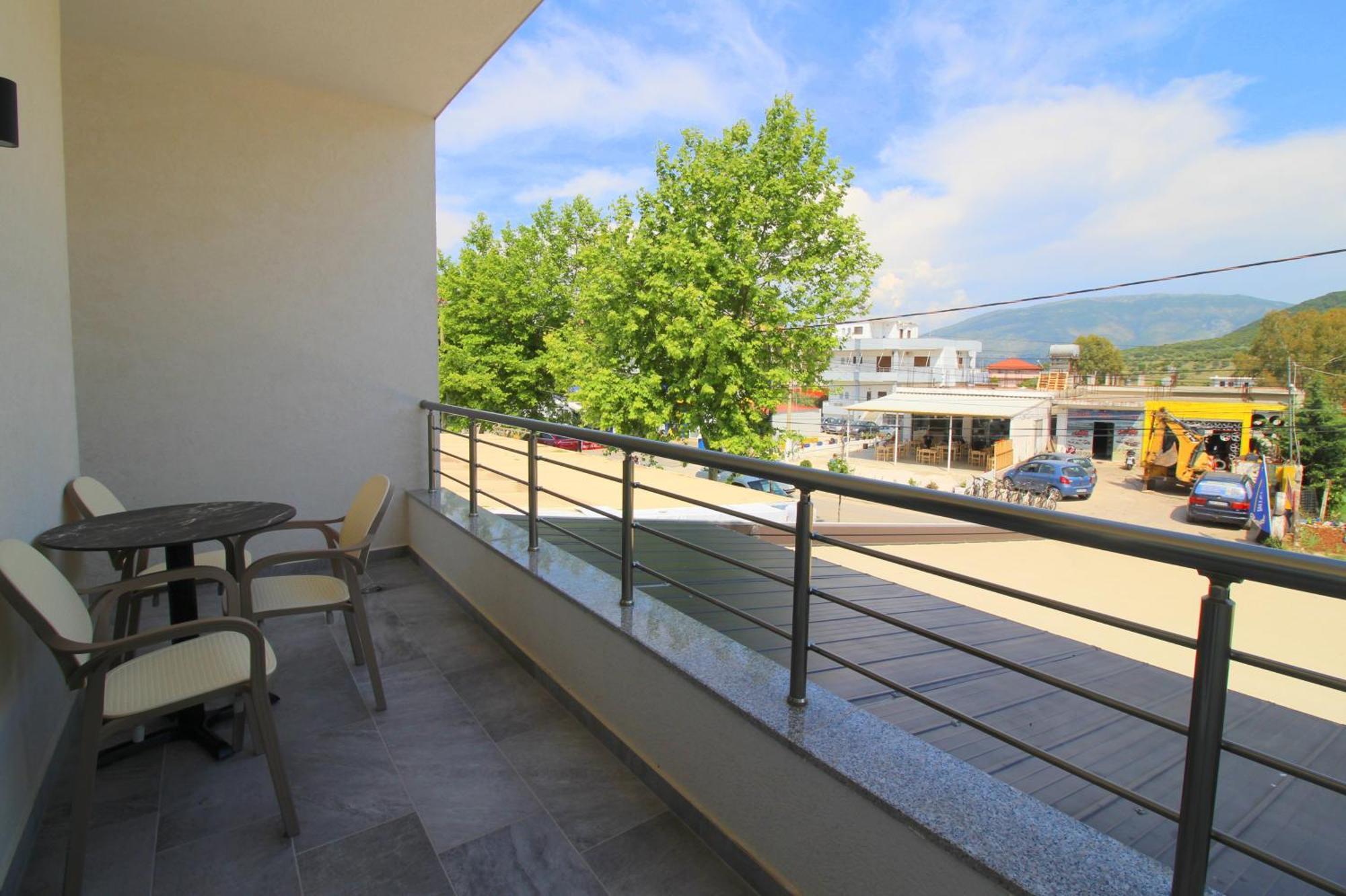 Moonshine Hotel Ksamil Exterior photo