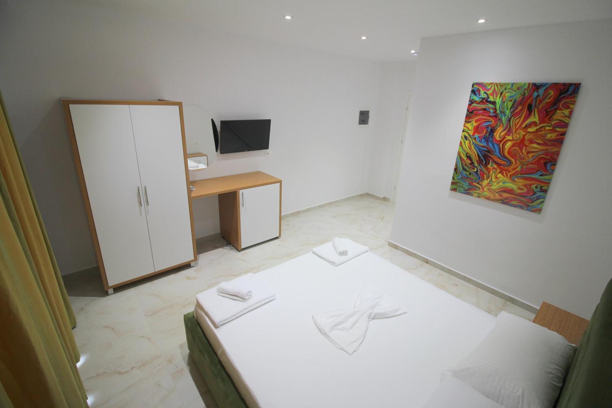 Moonshine Hotel Ksamil Exterior photo