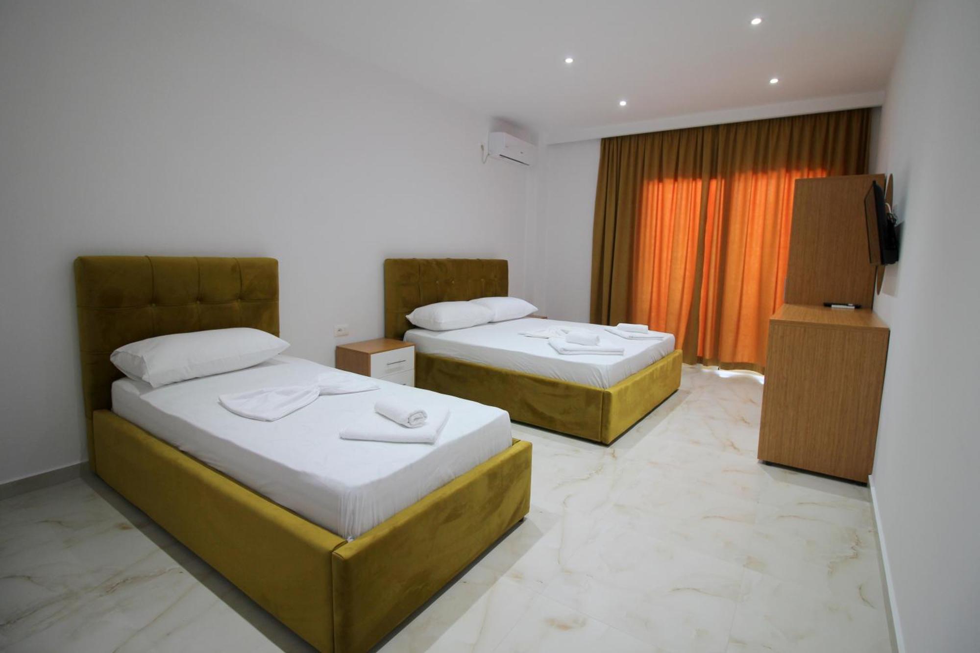 Moonshine Hotel Ksamil Exterior photo