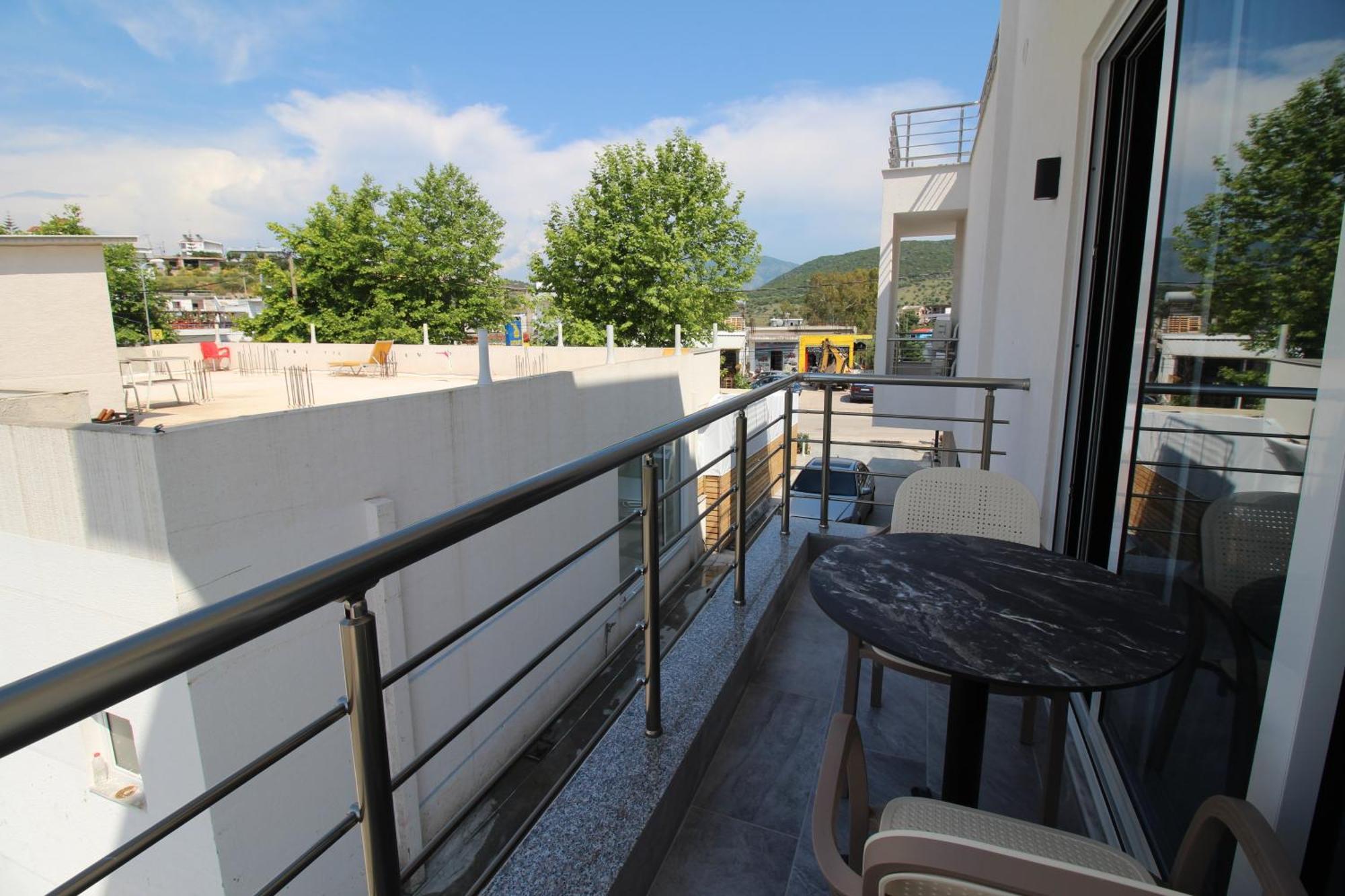 Moonshine Hotel Ksamil Exterior photo